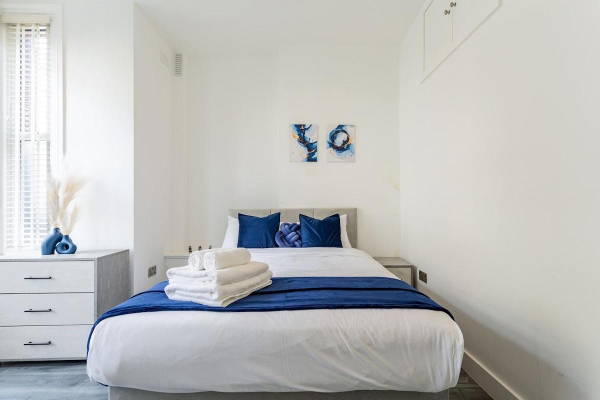 Stylish 2-Bed Flat In The Heart Of West Hampstead Daire Londra Dış mekan fotoğraf