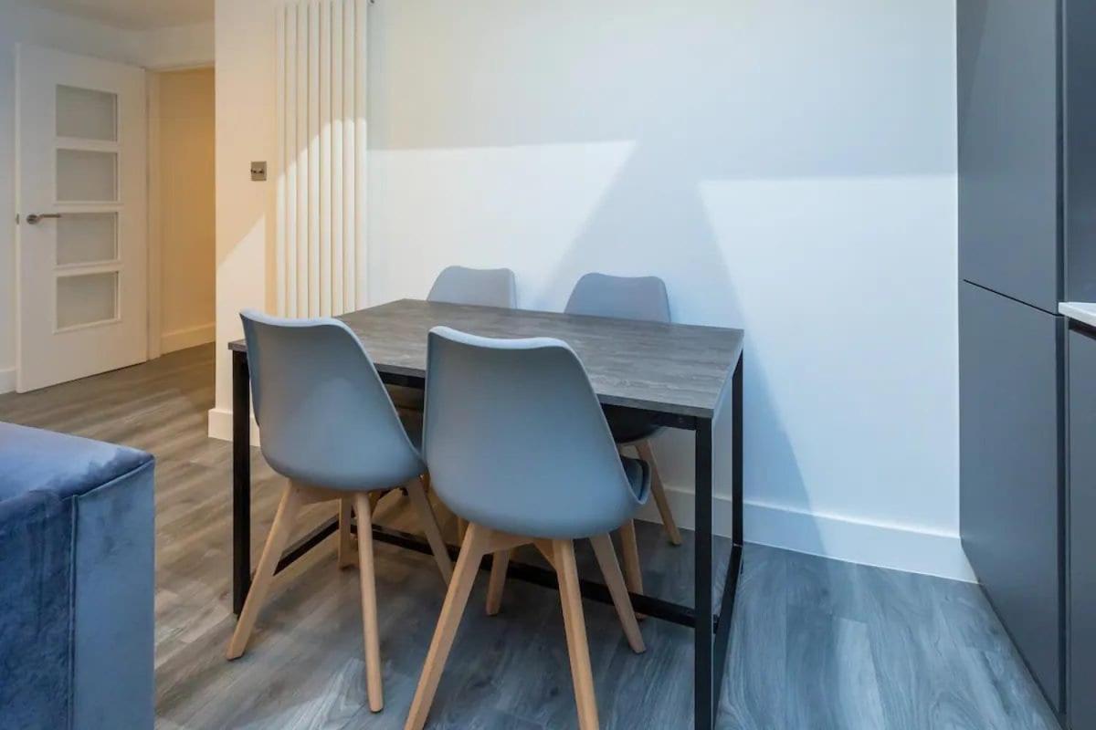 Stylish 2-Bed Flat In The Heart Of West Hampstead Daire Londra Dış mekan fotoğraf
