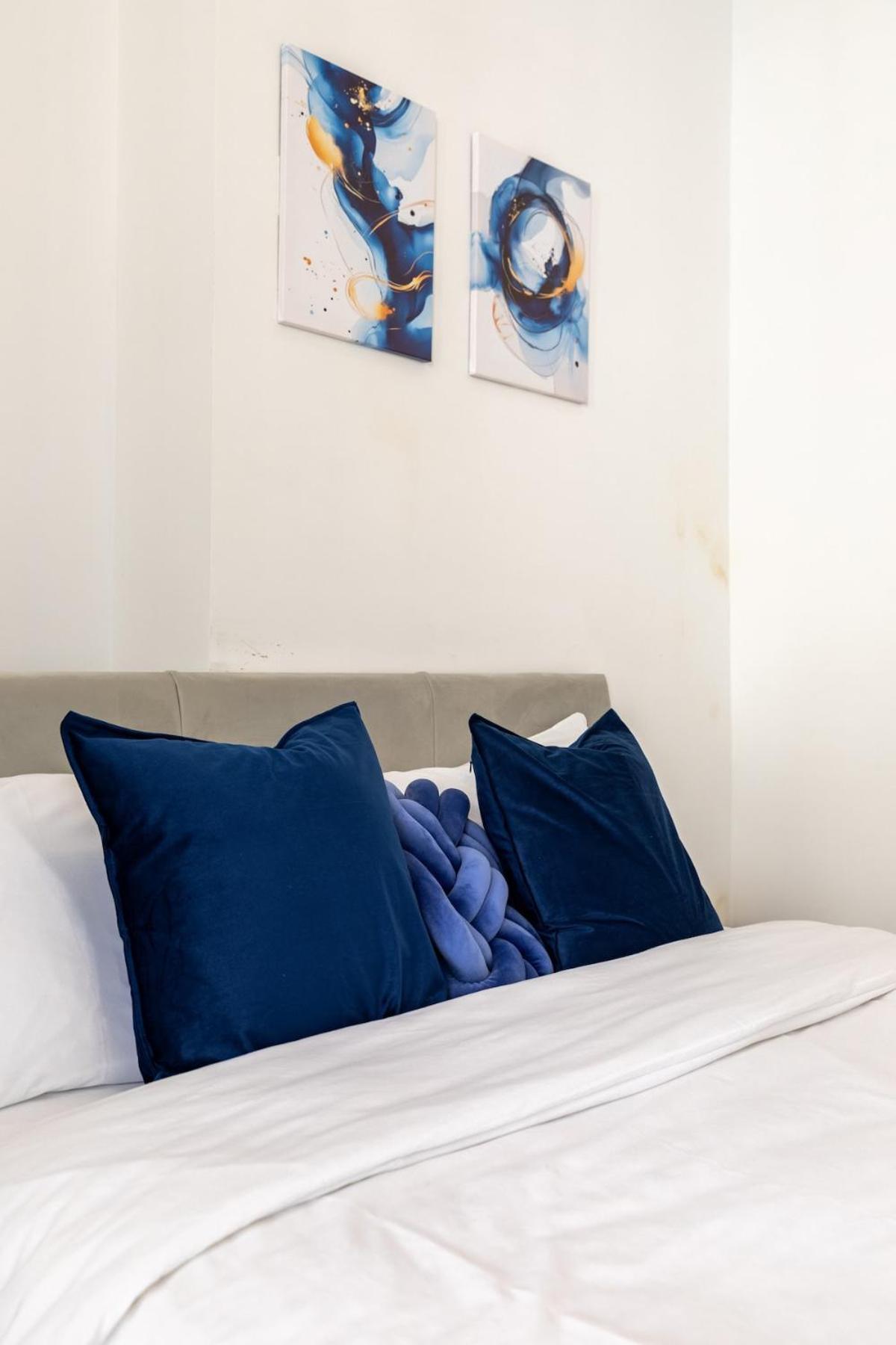 Stylish 2-Bed Flat In The Heart Of West Hampstead Daire Londra Dış mekan fotoğraf